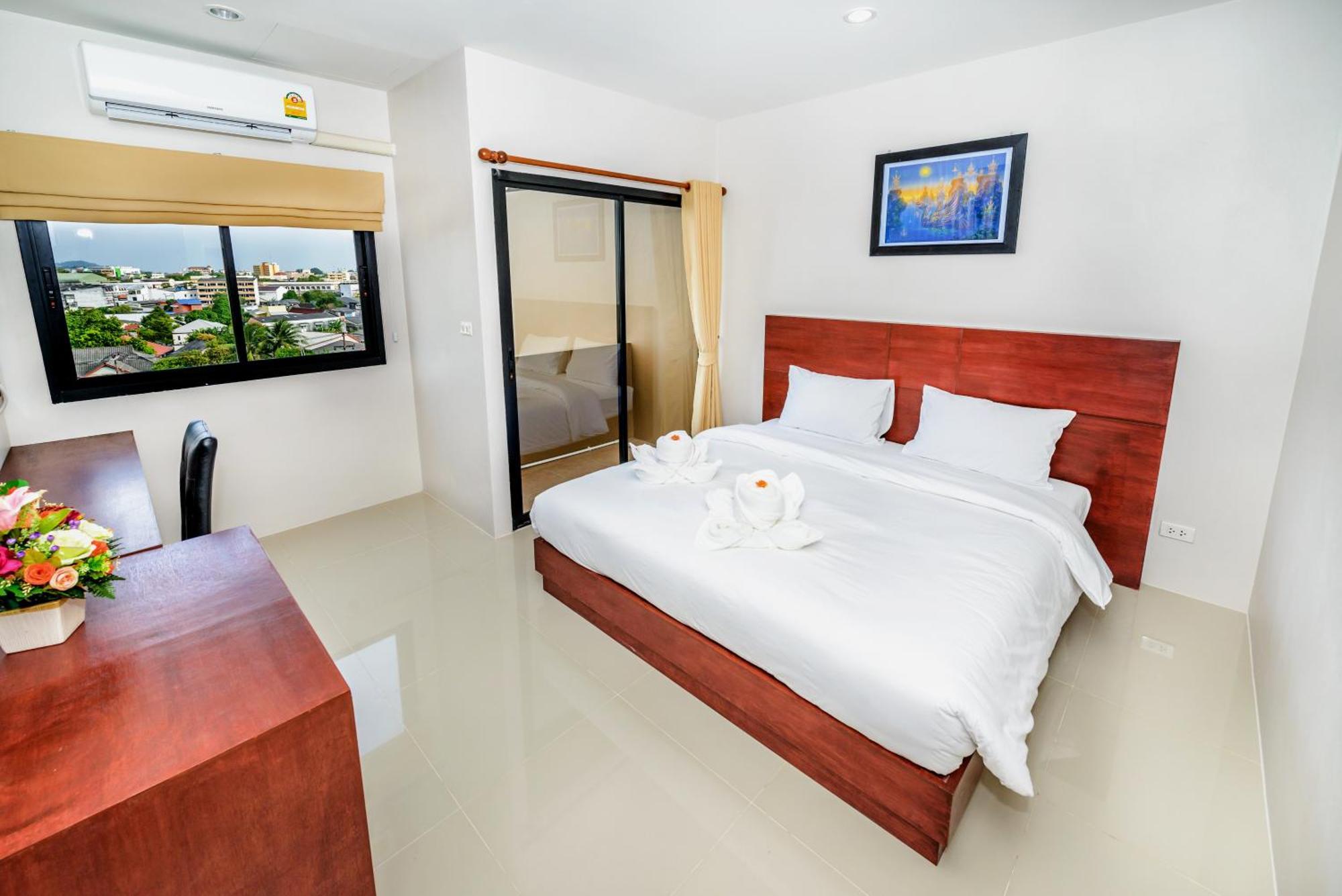 The Topaz Residence Phuket Town Quarto foto