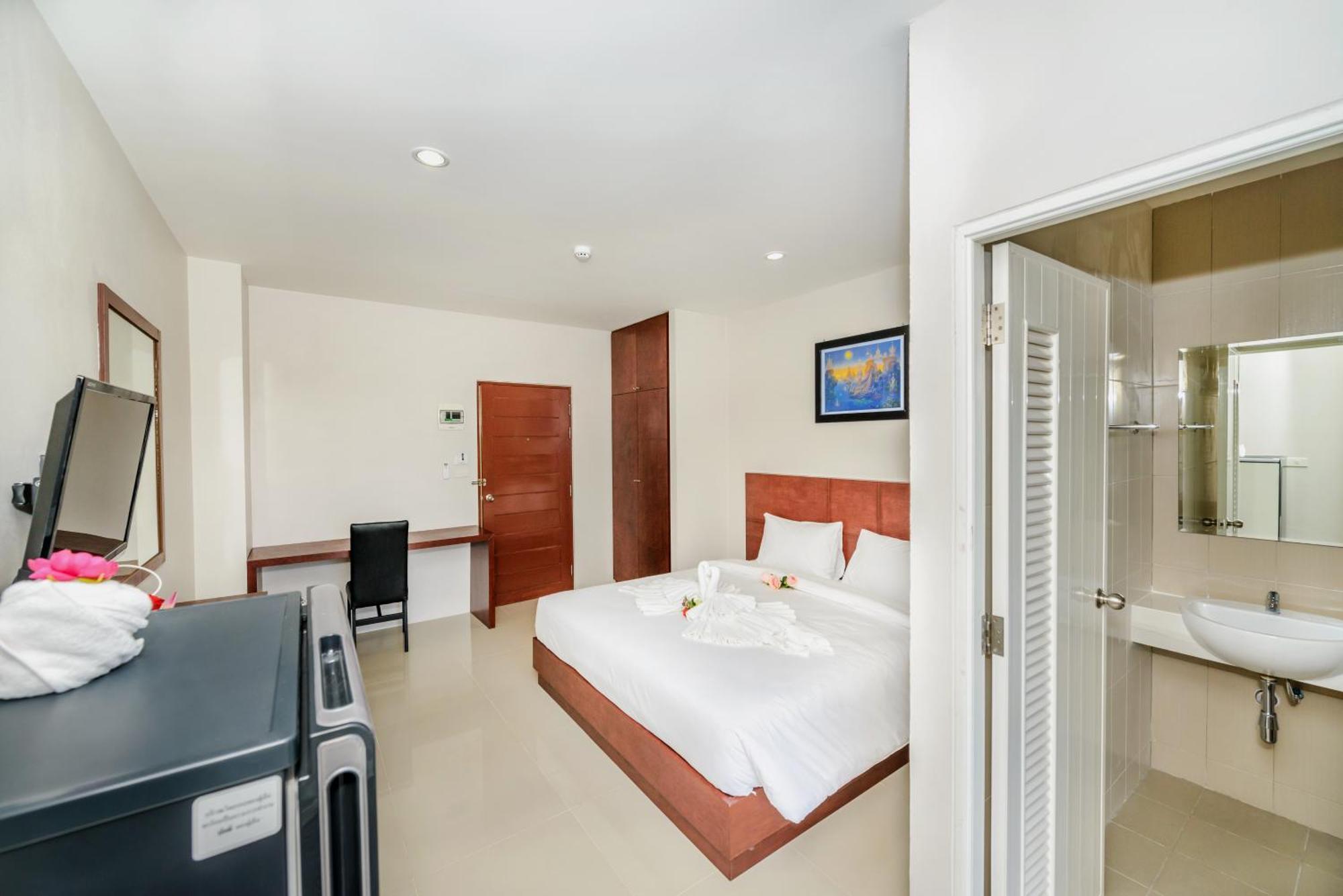 The Topaz Residence Phuket Town Quarto foto